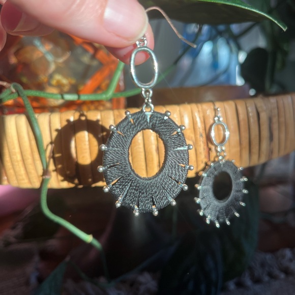 Handmade Artisan Yarn Black + SilverTone Dangle Earrings - Picture 4 of 5